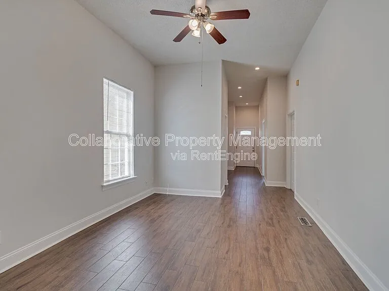 419 E 31st St — Photo 7