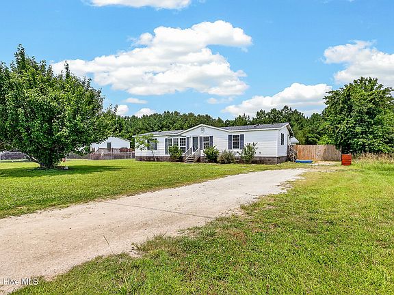3rd image of 2676 White Oak River Road