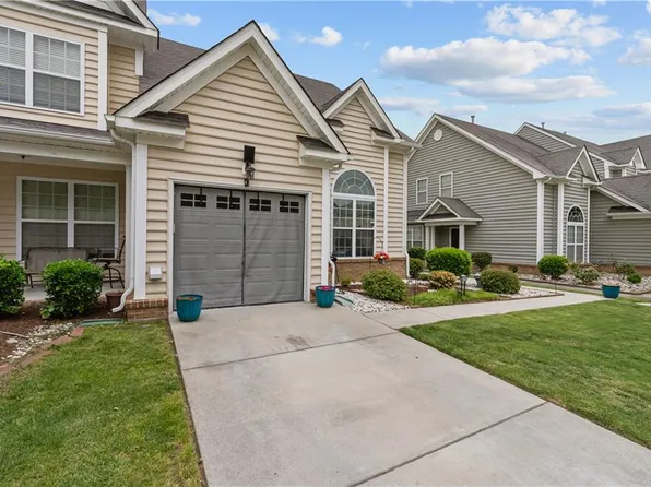 4026 Abercorn Dr, Suffolk, VA 23435