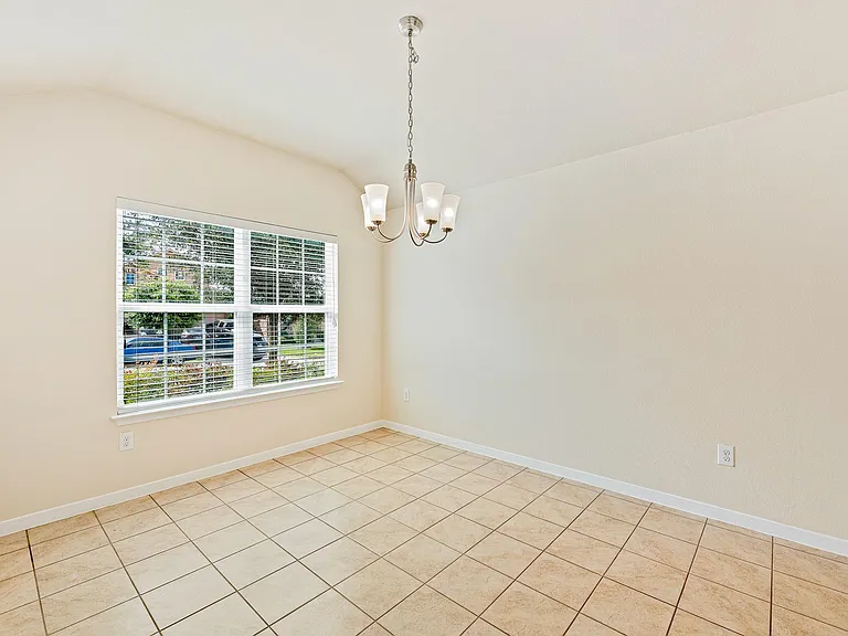 5916 Montrelia Dr — Photo 13