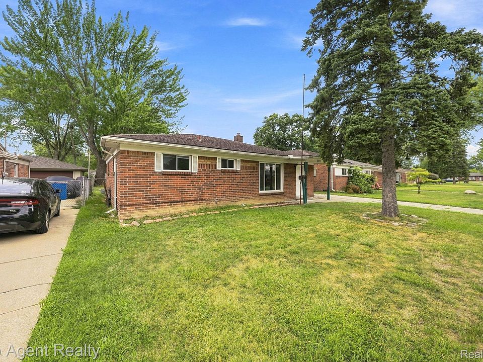 1st image of 21715 Dexter Ct