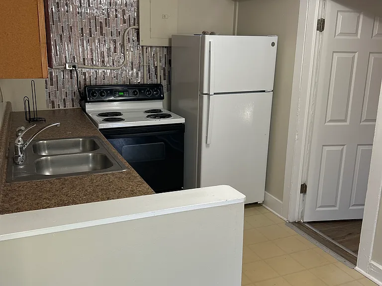 1802 Tuskegee Blvd #B — Photo 7