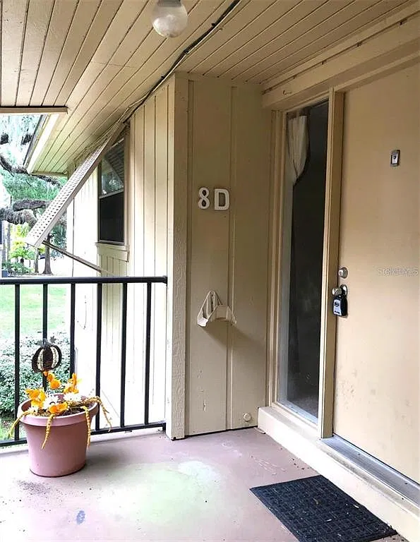 2 bed, 2.0 bath, 897 sqft, $1,300 — Photo 4