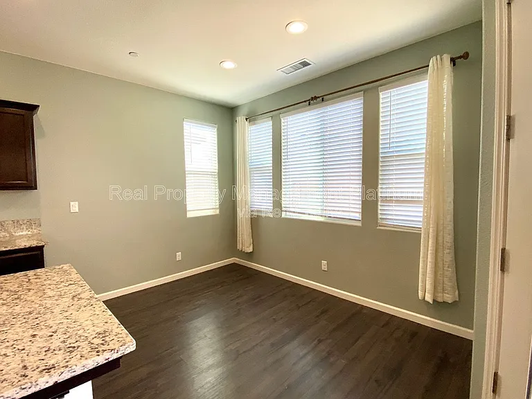 2534 Mustang Dr — Photo 20