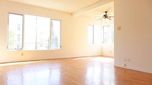 4th image of 325 Idaho Ave APT 12