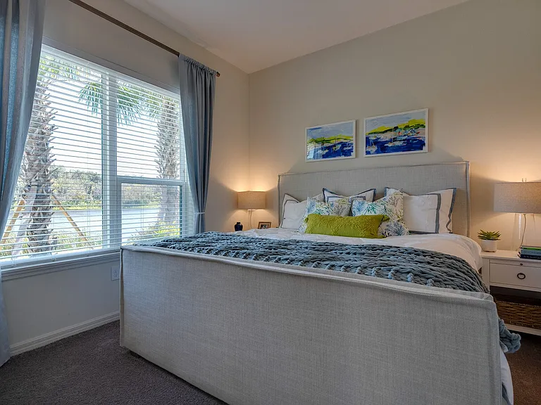 The Reef Apartments — Photo 40