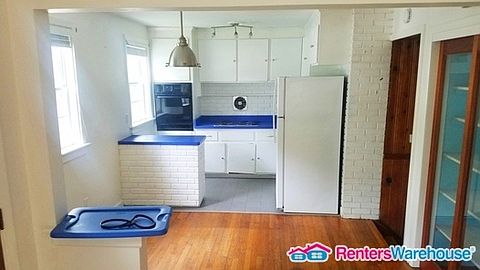 3rd image of 5023 Patterson Ave