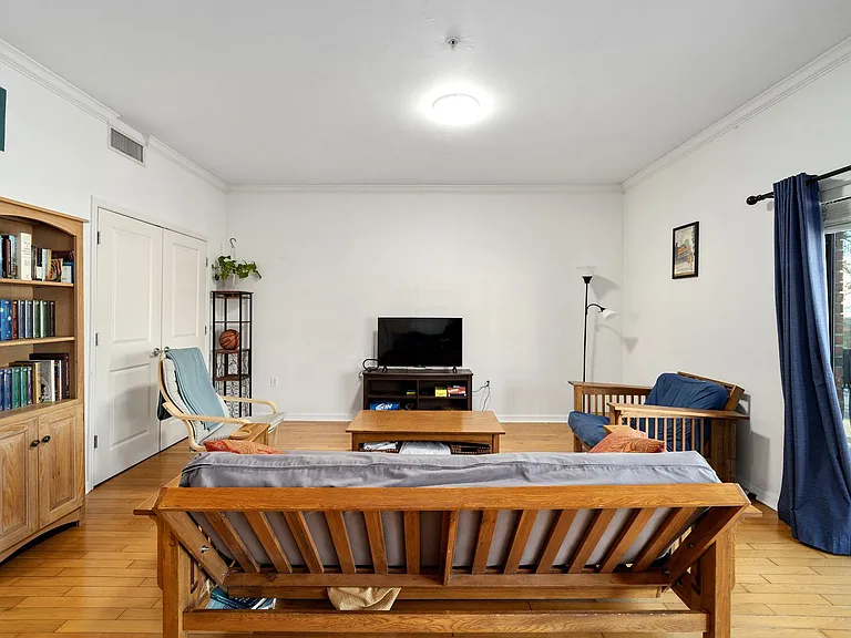 20 SW 6th St #1-204 — Photo 14