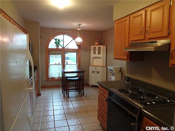 5th image of 3411 Grey Birch Dr