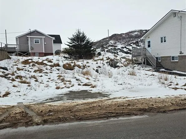 35 LeGallais Street, Channel-Port Aux Basques, NL A0M1C0