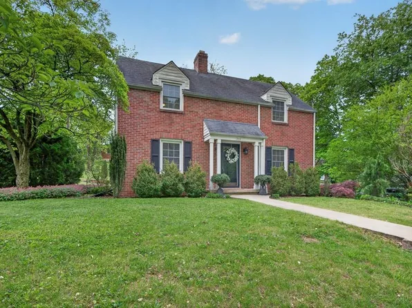 346 North St, Marion, VA 24354