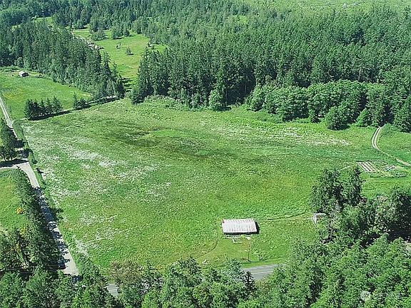 2nd image of 96 Shorts Lane