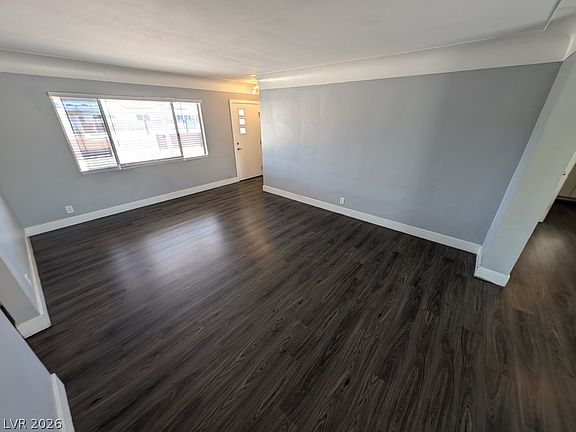 5th image of 2216 Santa Ynez Dr