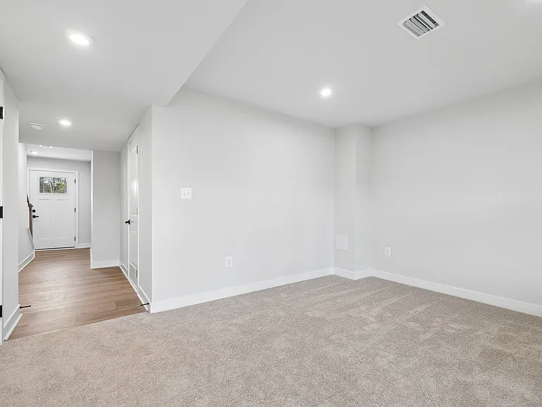 473 Wild Poppy Dr — Photo 7