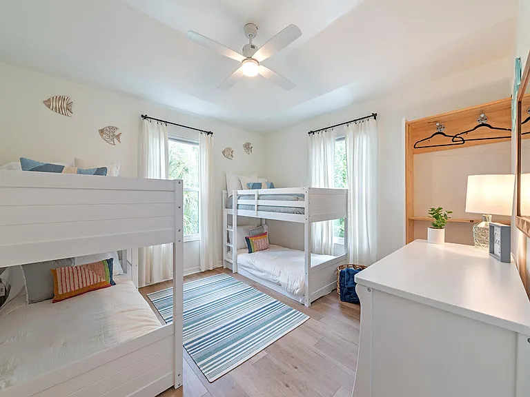 5710 Marimin Dr — Photo 10