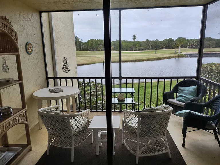 5527 NE Gulfstream Way — Photo 14