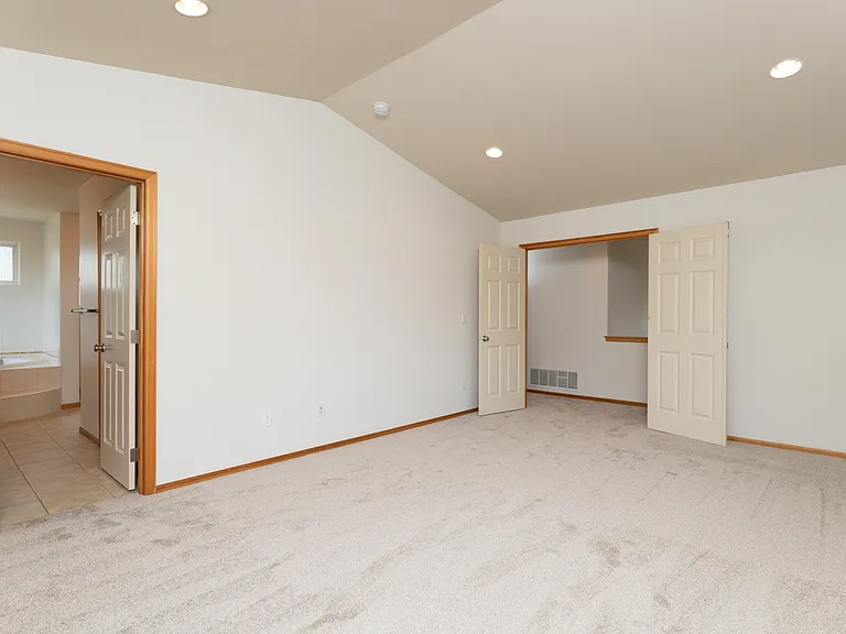 9448 S 196th Pl — Photo 20