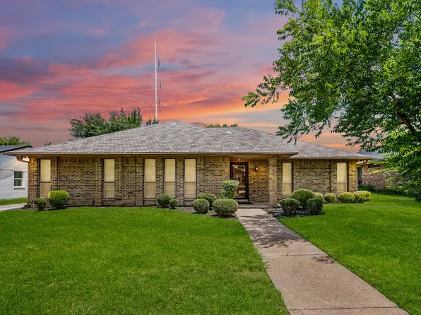 8709 Forest Green Dr, Dallas, TX 75243