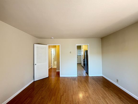 3rd image of 3530 Alden Way APT 4