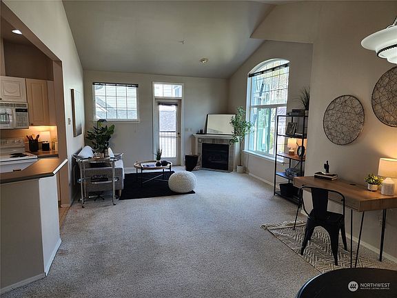 4th image of 16125 Juanita Woodinville Way NE #2513