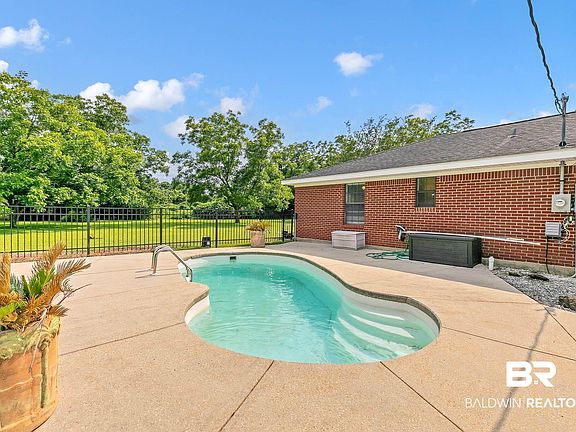 2nd image of 42150 Carlee Ln