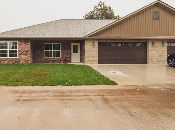 501 Windsor Ln, Farmington, MO 63640