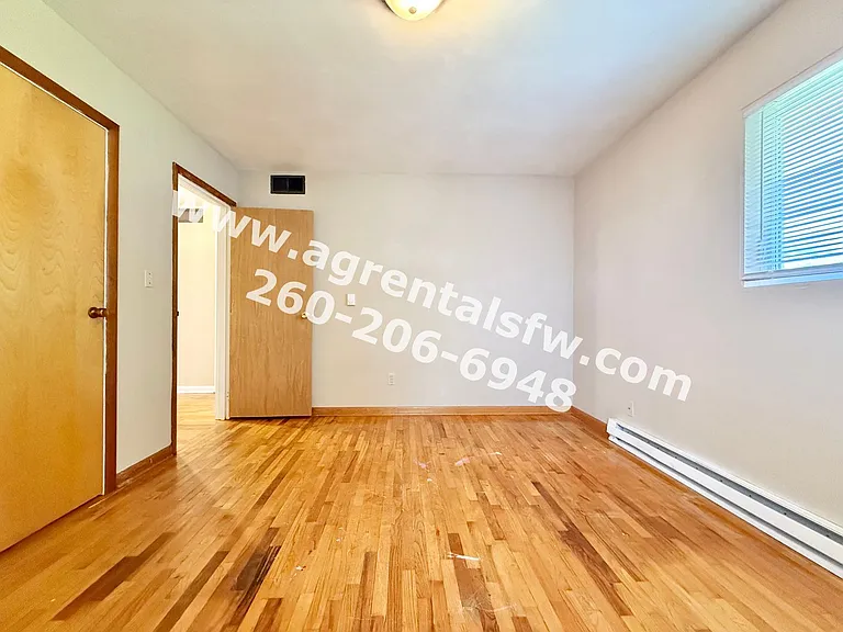 4433 Holton Ave — Photo 11