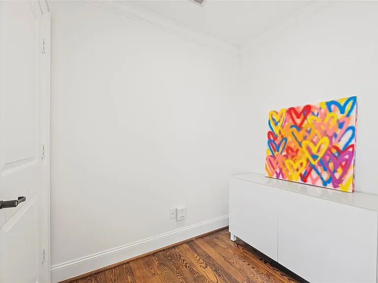 1537 Haddon St — Photo 32