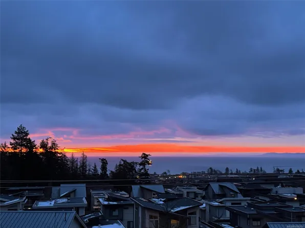 513 Gurunank Ln, Colwood, BC V9C 0M2