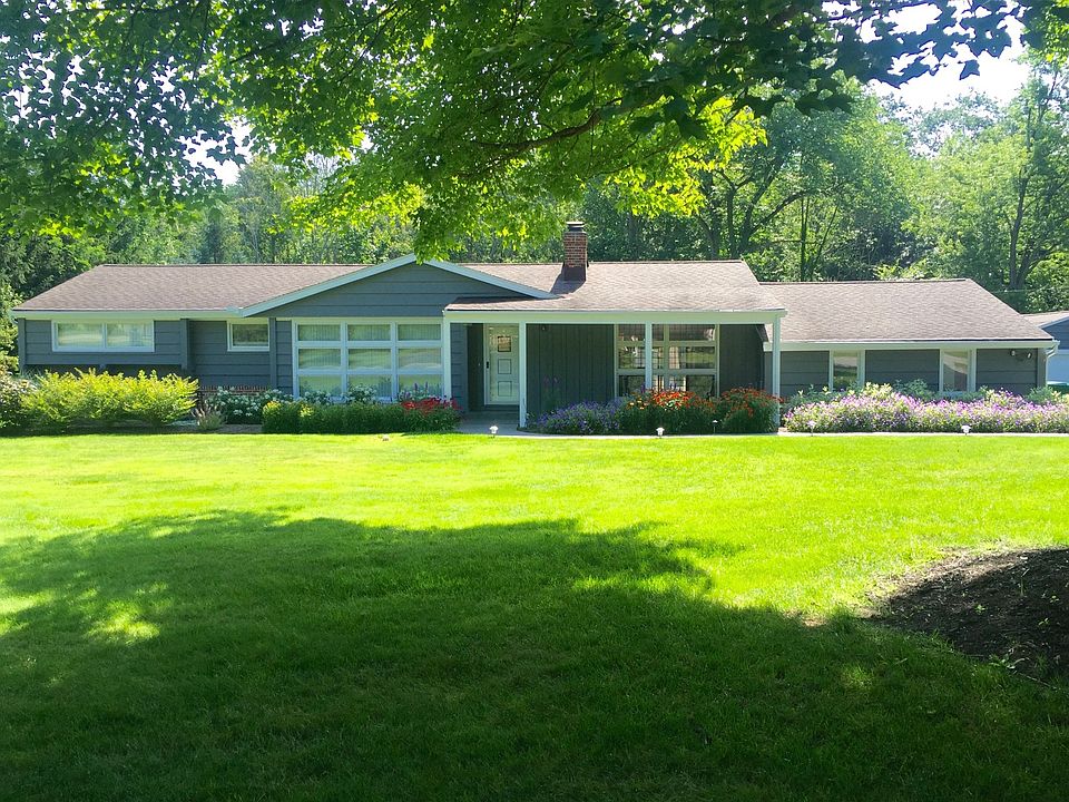 1st image of 12861 Lynn Dr