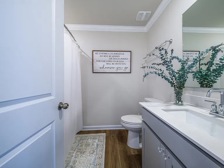 3160 N Hills Dr — Photo 33