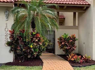 10230 NW 44th Ter, Doral, FL 33178
