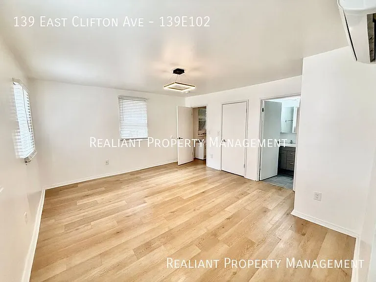 139 E Clifton Ave #139E102 — Photo 6