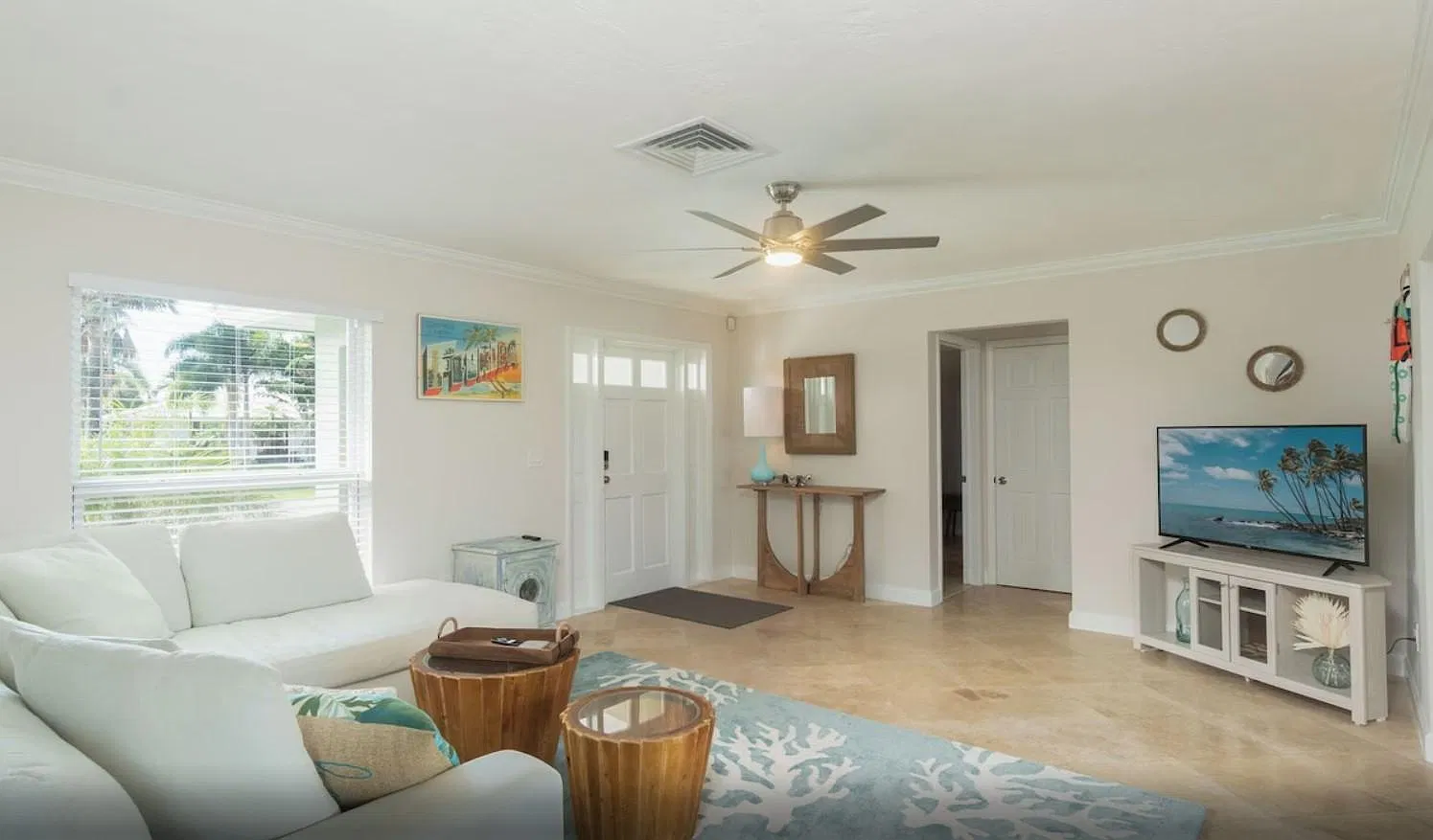 1264 Fruitland Ave — Photo 2