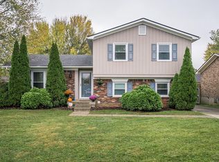 9212 Sue Helen Dr, Jeffersontown, KY 40299