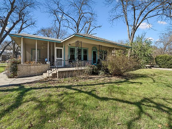 2nd image of 3101 Wheeler St