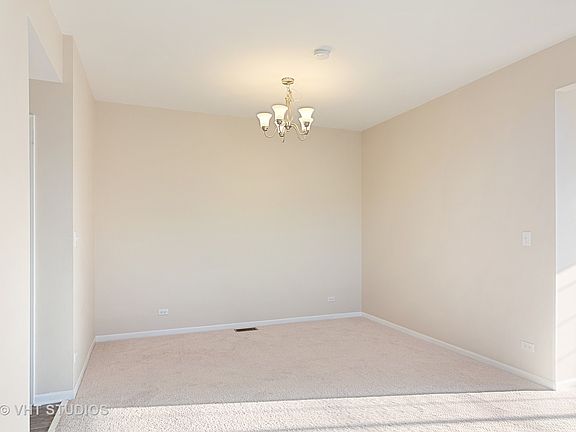 5th image of 2028 Juniper Ct