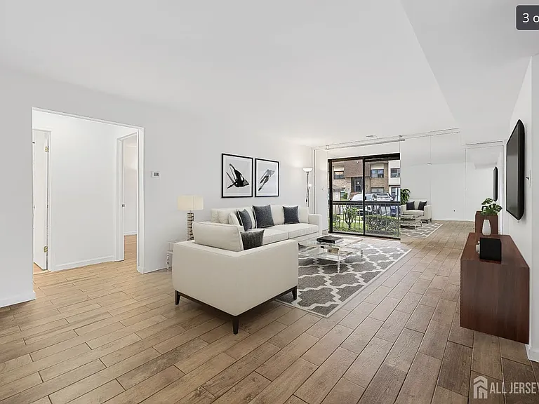 1602 Raspberry Ct — Photo 10