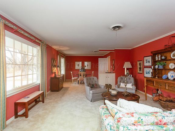 5th image of 1936 Dogwood Ln