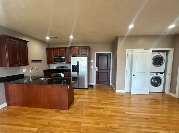 100 Fellsway W, Somerville, MA