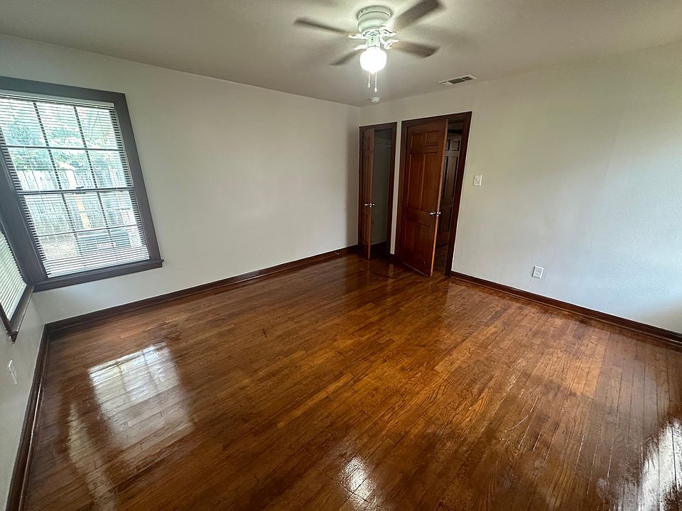 1st image of 215 Kerby St #219