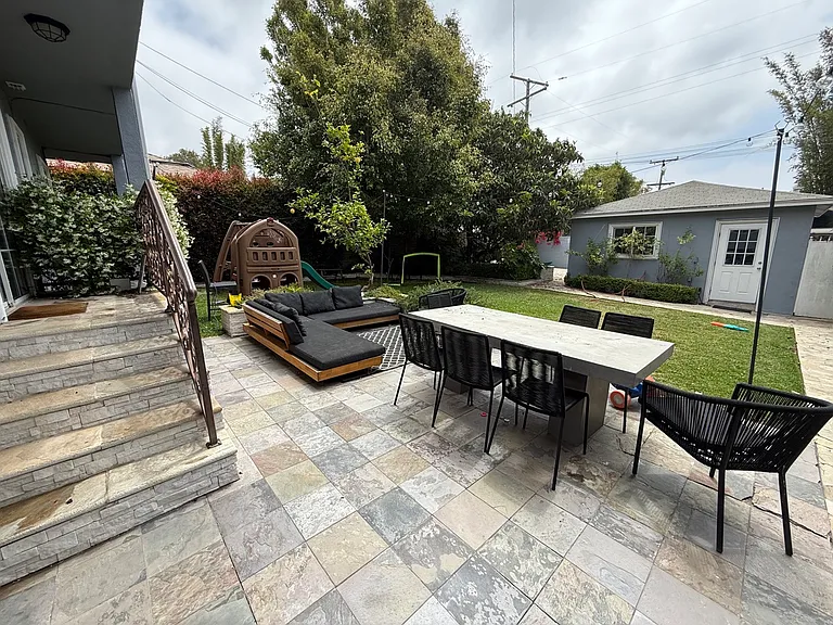 2514 Pearl St — Photo 24