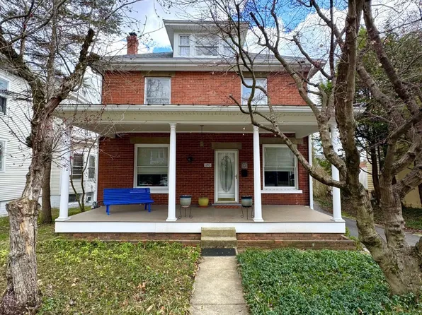 193 E State St, Athens, OH 45701