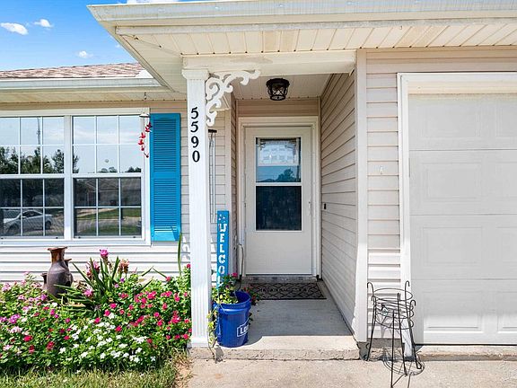 4th image of 5590 Meadow Creek Pl
