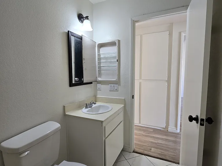 1060 S Idaho St #48 — Photo 11