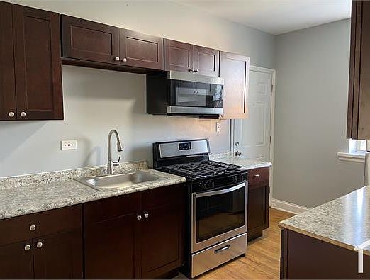 1st image of 3438 W Franklin Blvd #2A