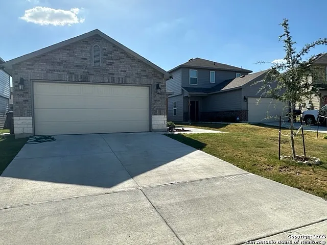 3 bed, 2.0 bath, 1248 sqft, $1,550 — Photo 2