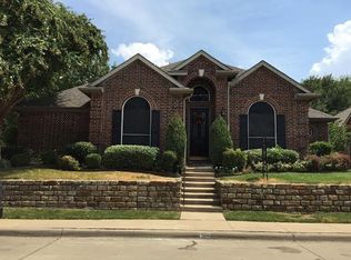 627 Harbor Cove Dr, Rockwall, TX 75087