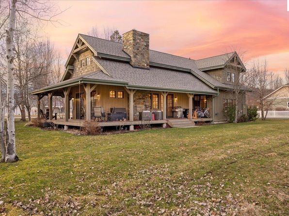 509 Becker Ln, Dover, ID 83825