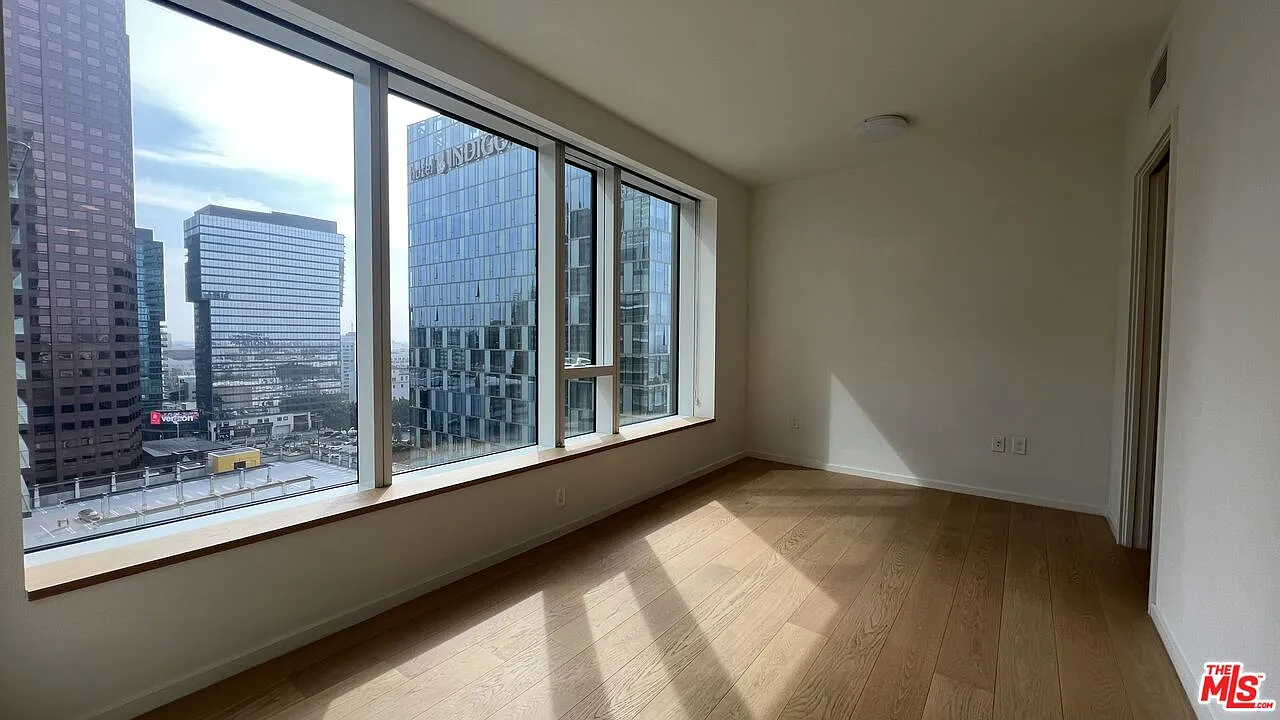 Studio, 1.0 bath, 480 sqft, $2,500 — Photo 1